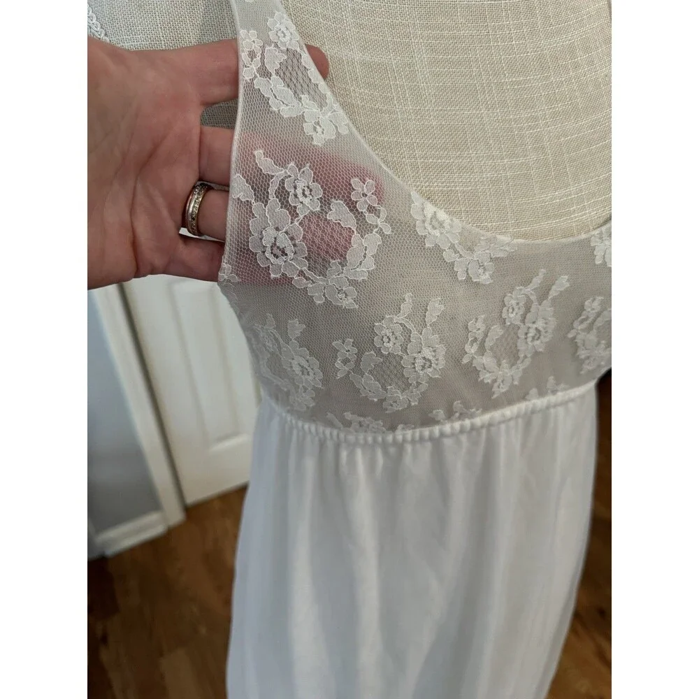Vintage Miss Elaine Sleeveless Lace Bodice Sheer lined in white Nightgown Bridal